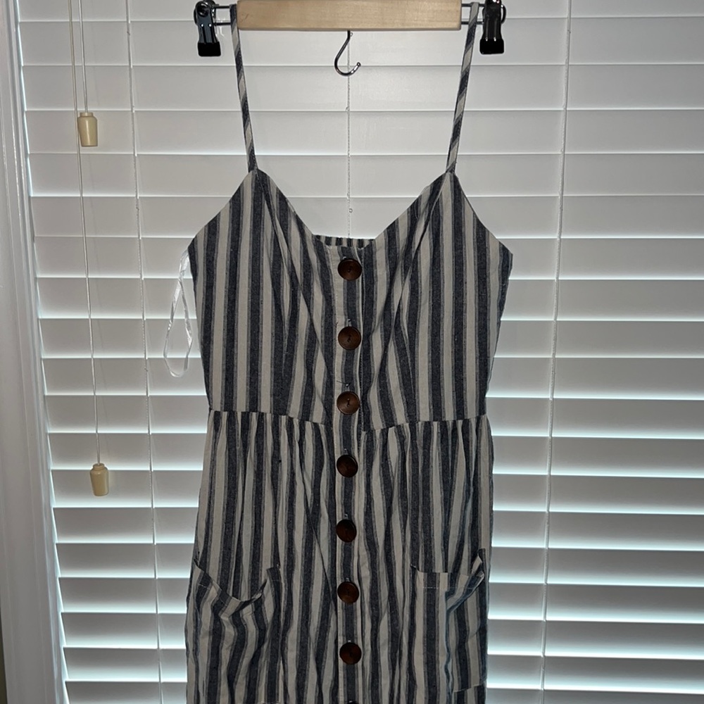 Perfect below knee length summer dress
